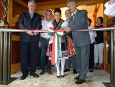 Ribbon cutting of new facility at Narconon Hungary