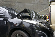 Alcohol-related car crashes take more than a thousand young lives each year. 