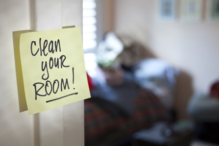 Clean your room – note on the door