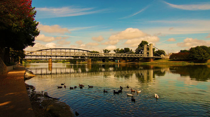 Bridge across river in Waco Texas